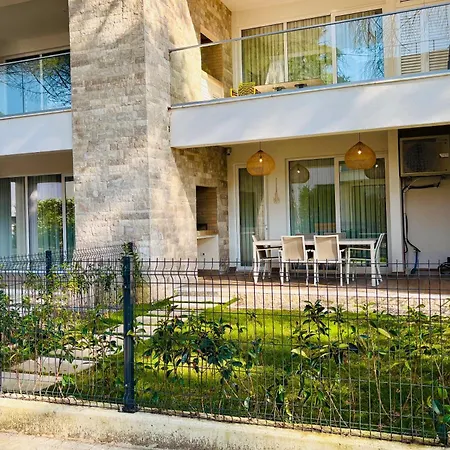 Vakantiehuis Dreamscape Garden Plazhi San Pietro