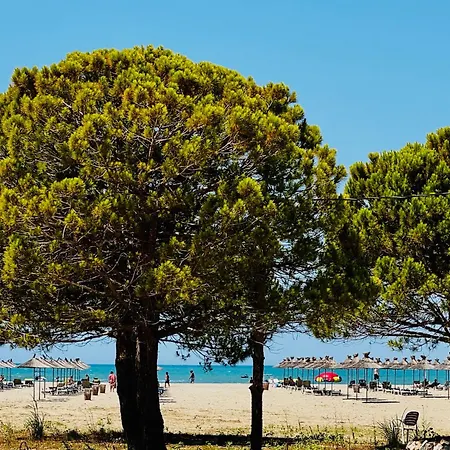 Vakantiehuis Dreamscape Garden Plazhi San Pietro